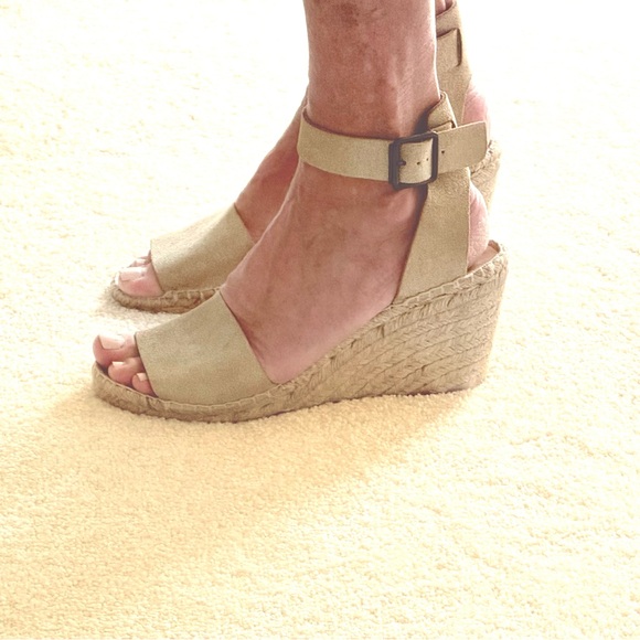 JCrew Corsica espadrilles wedges. Gold shimmer metallic leather/suede - Picture 3 of 11
